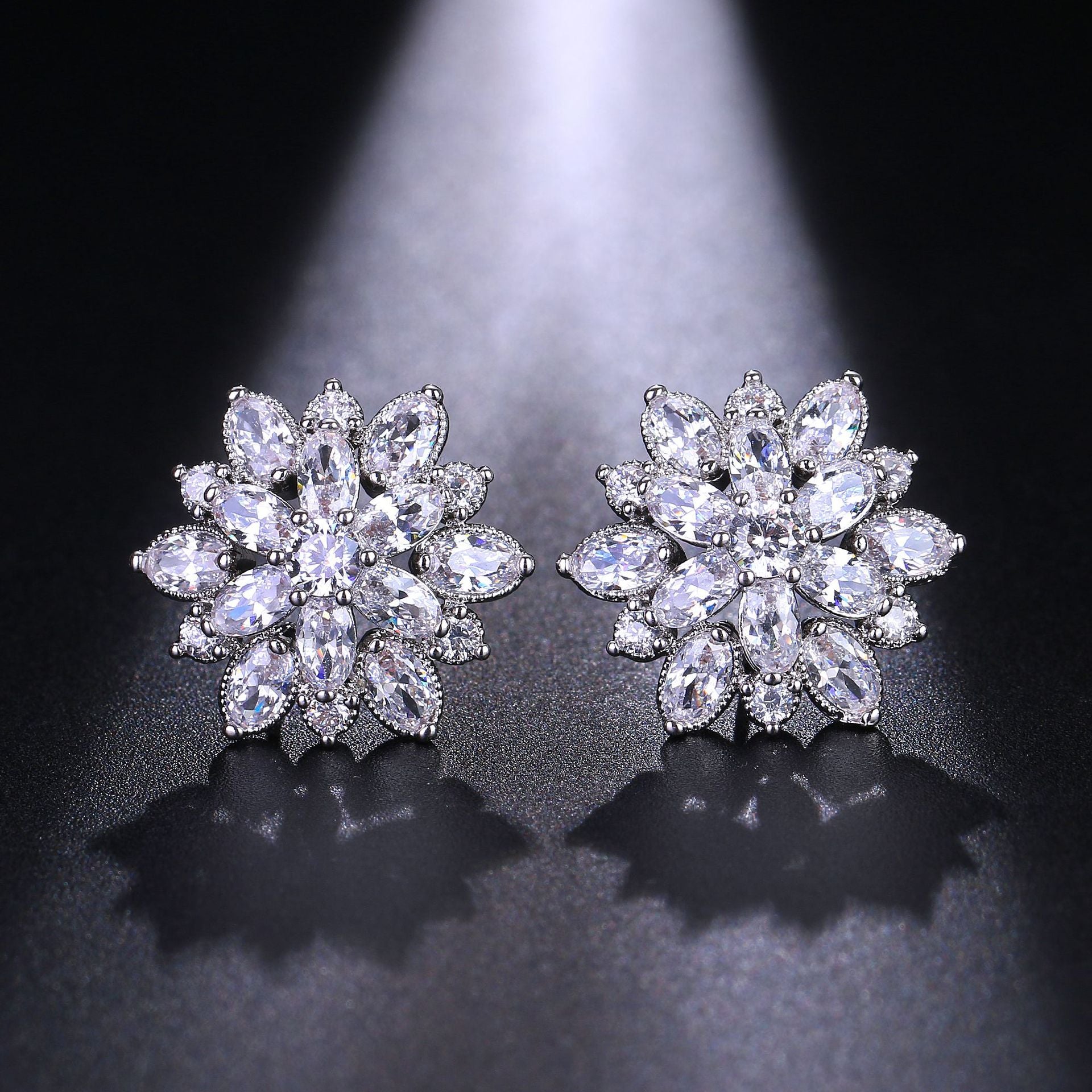Korea Flower Crystal Temperament Geometric Shiny Zircon Earrings
