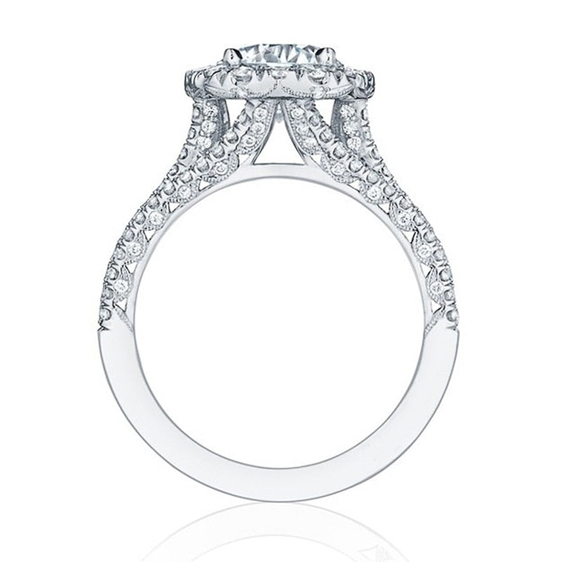 Huitan Trendy Brilliant Cubic Zirconia Ring
