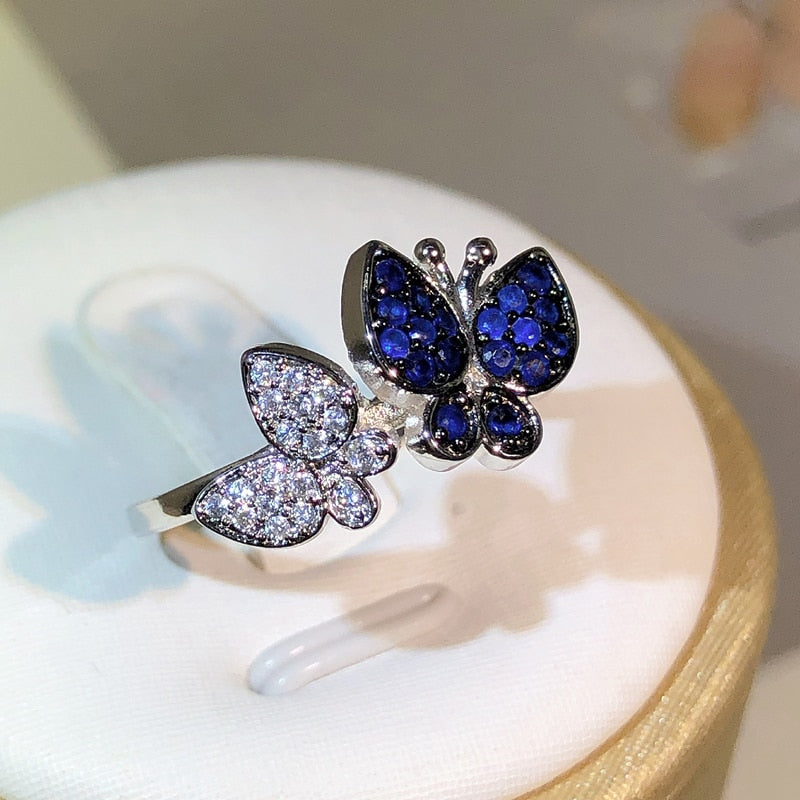 925 Silver High Quality Blue And White Zircon Adjusted Ring
