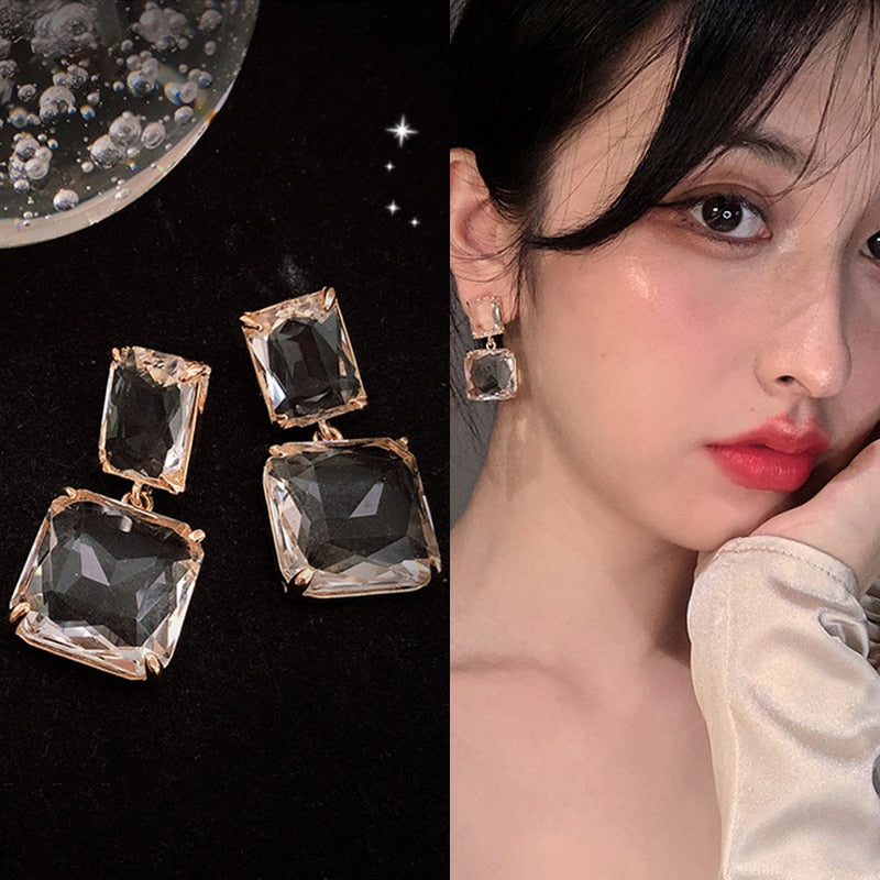 Fashion Shiny Green Rhinestone Pendant Earrings