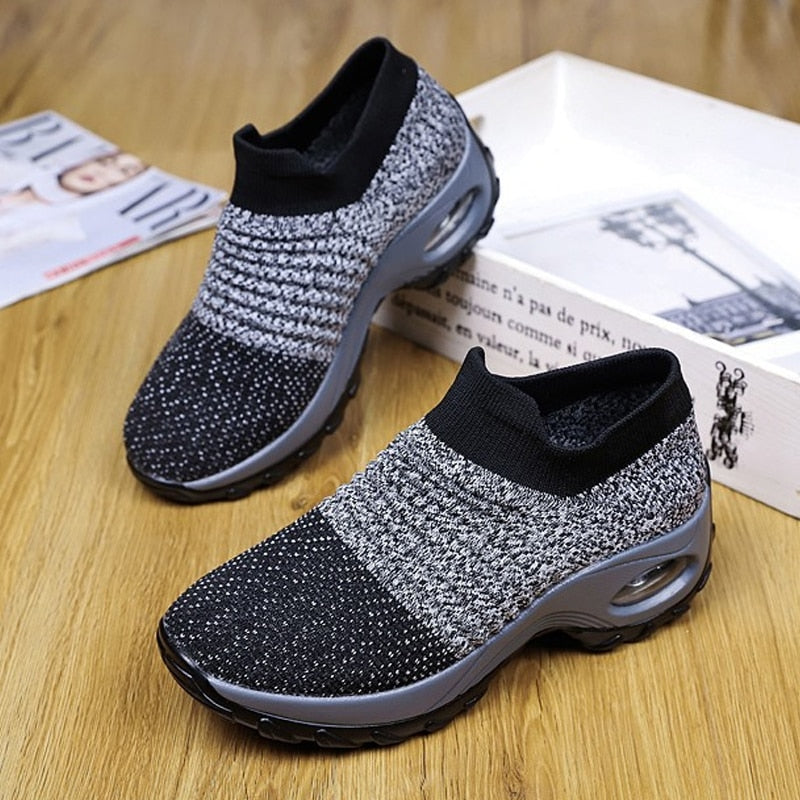 Running Breathable Mesh Comfortable Air Cushion Sneaker Lightweight