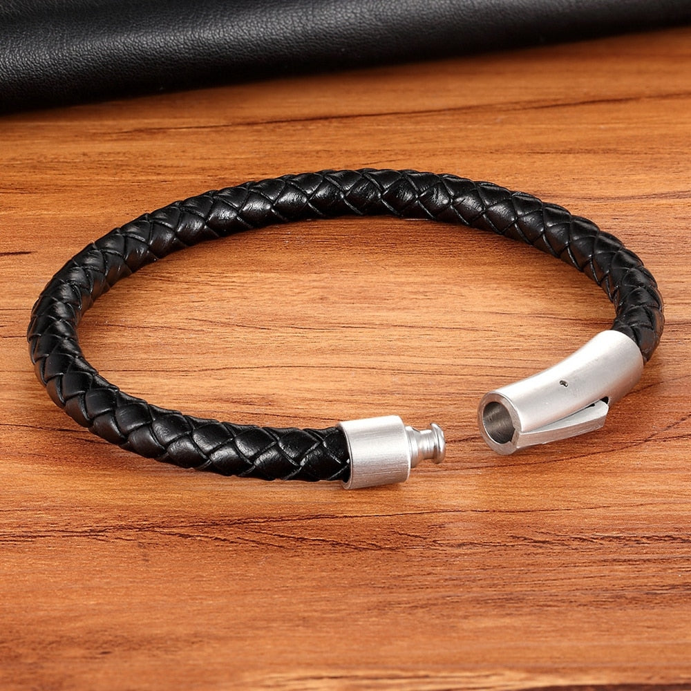 New Classic Style Black Stainless Steel Leather Bracelet