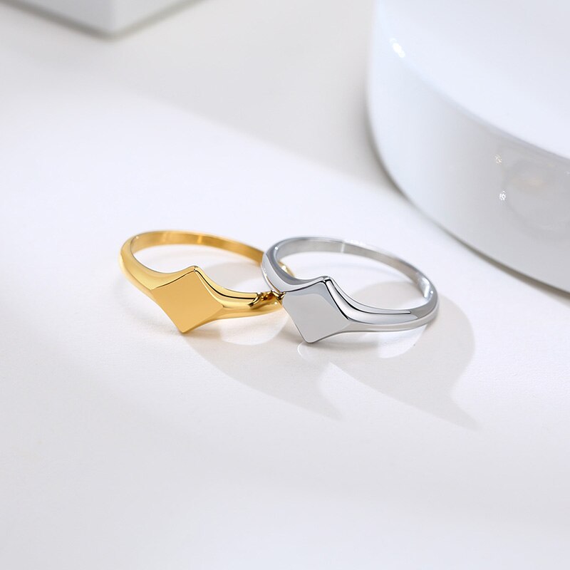 Lotus Signet Stainless Steel Elegant Signet Ring