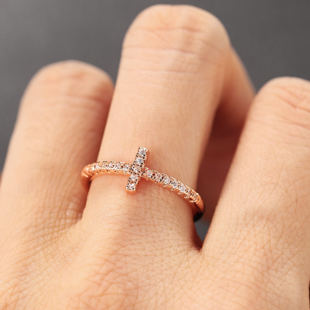 Micro-inlaid Zircon Dainty Ring