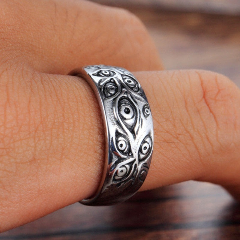 Vintage Punk Carved Eyes Unisex Ring