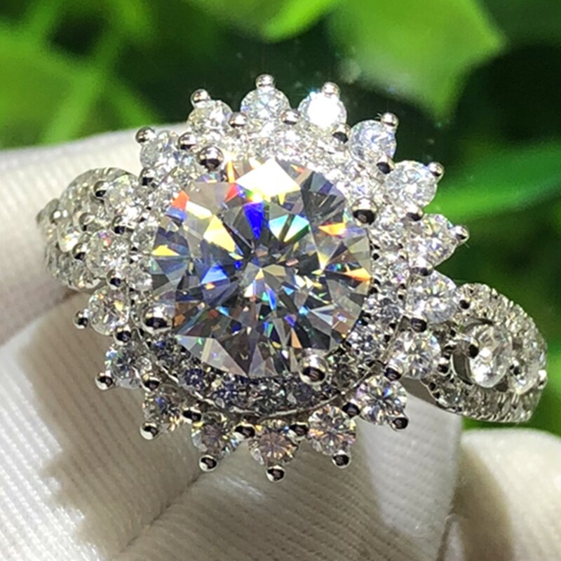 Exquisite Silver Color Cubic Zirconia Ring