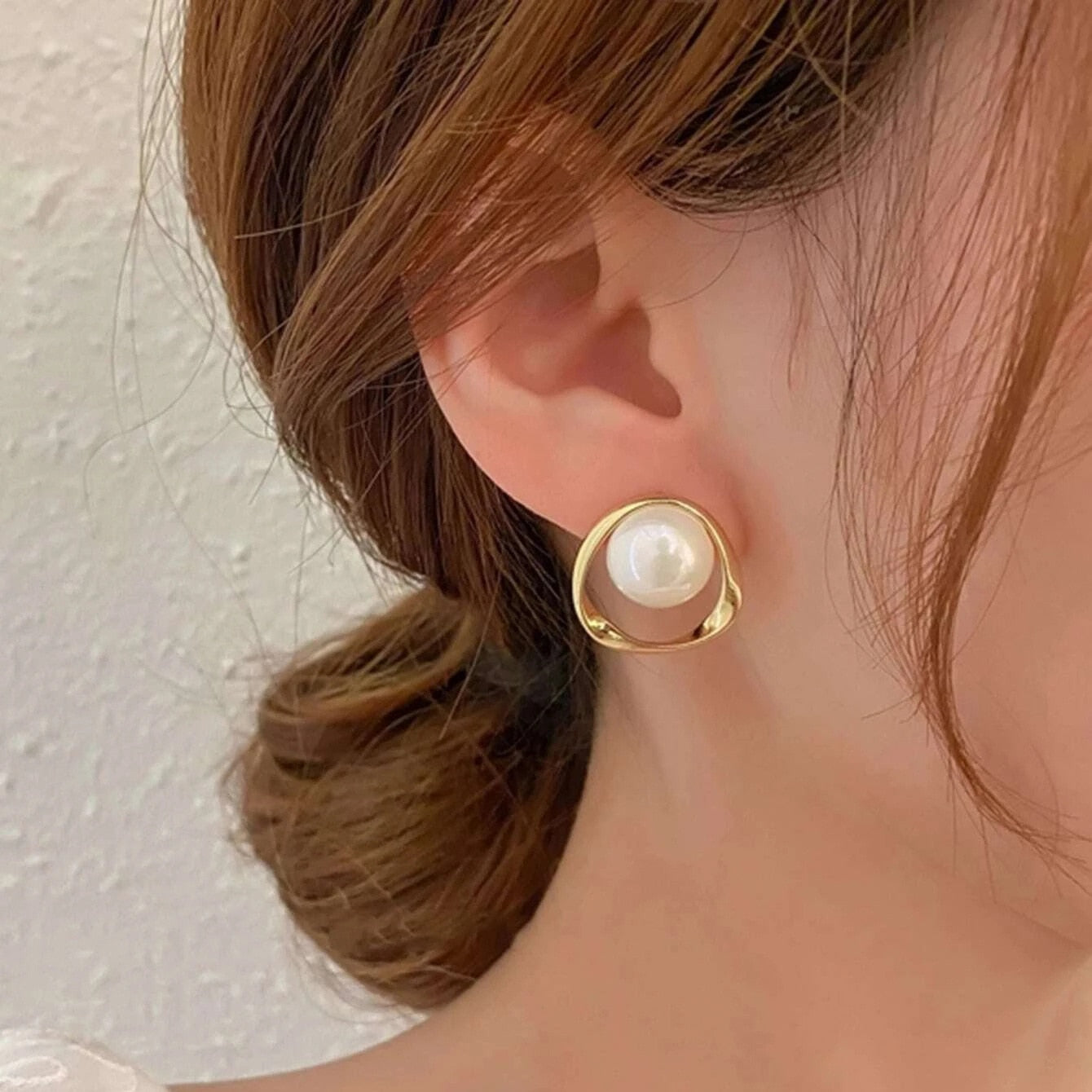 LATS Irregular U-shaped Gold Color Earrings