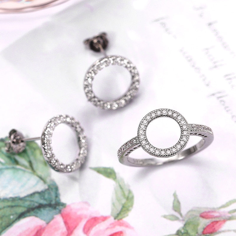 Fashion Versatile Crystal Dazzling Circle Stud Earrings