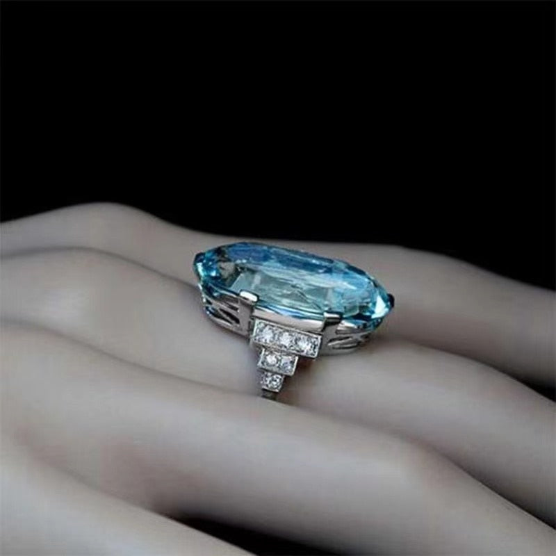 Classic Natural Blue Crystal Oval Ring for Women Simple Large Topaz Ring
