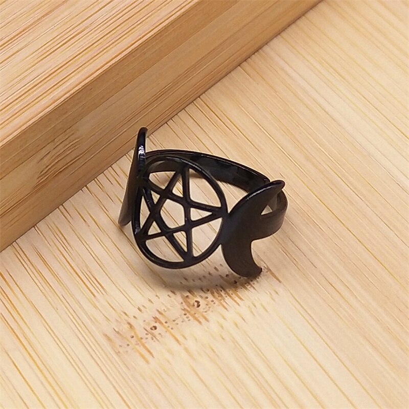 Witchcraft Stainless Steel Witch's Irish Knot Adjustable Ring