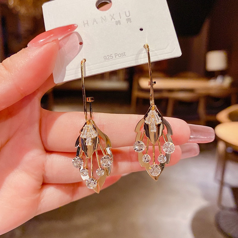 New High-quality Female Exquisite Niche Fashion Stud Earrings