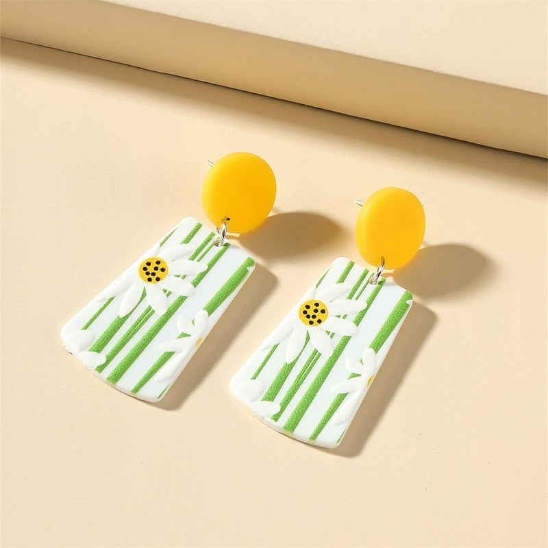 Retro Acrylic Flower Temperament Contrast Color Square Earrings