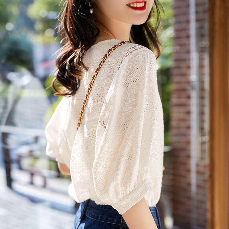 Lantern Sleeve Loose Shirts Embroidery Cotton Lace O-neck Casual Blouse