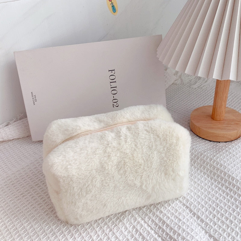 PURDORED 1 Pc Solid Color Fur Makeup Bag for Women Soft Travel Cosmetic Bag Organizer Case Young Lady Make Up Case Necessaries