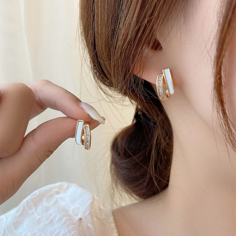 LATS Irregular U-shaped Gold Color Earrings