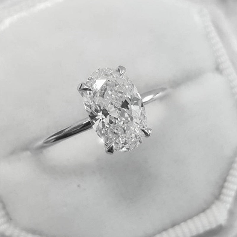 Luxury Oval Crystal Cubic Zirconia Ring