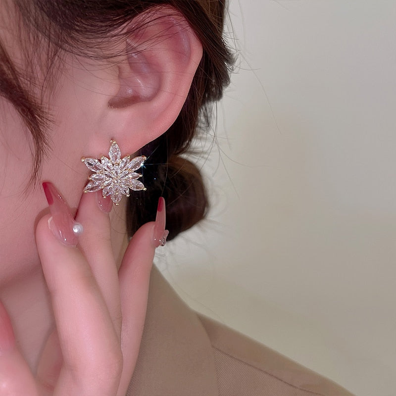 Korea New Design Luxury Zircon Flower Earrings