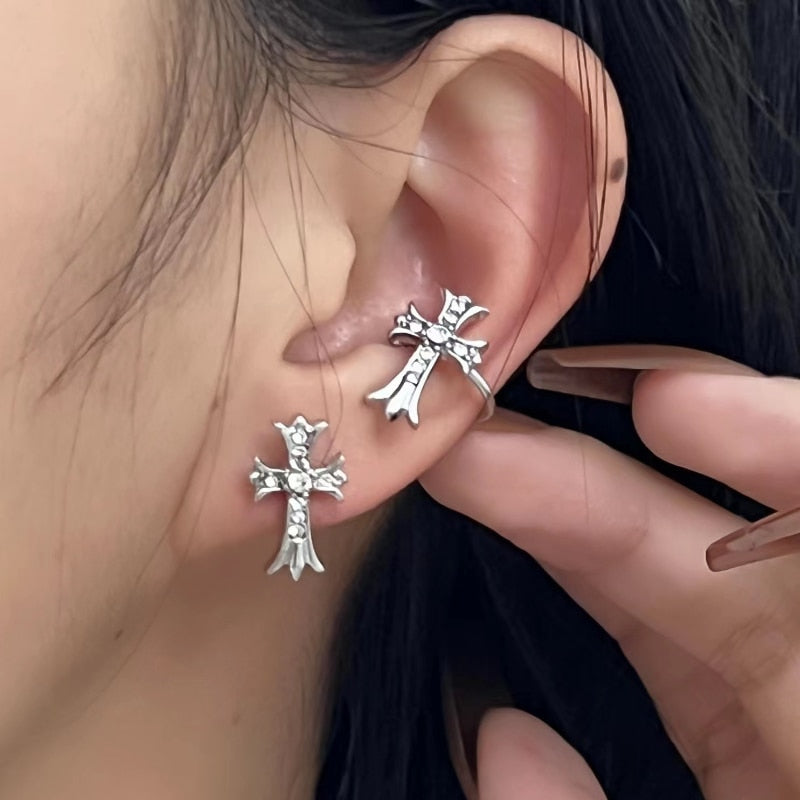 925 Silver Needle Inlaid Rhinestone Cross Stud Earrings Female New Design Sense Cross Without Ear Hole Ear Clip Party Jewelry