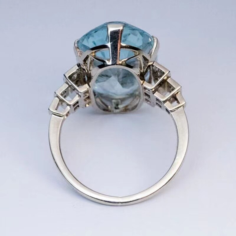 Classic Natural Blue Crystal Oval Ring for Women Simple Large Topaz Ring