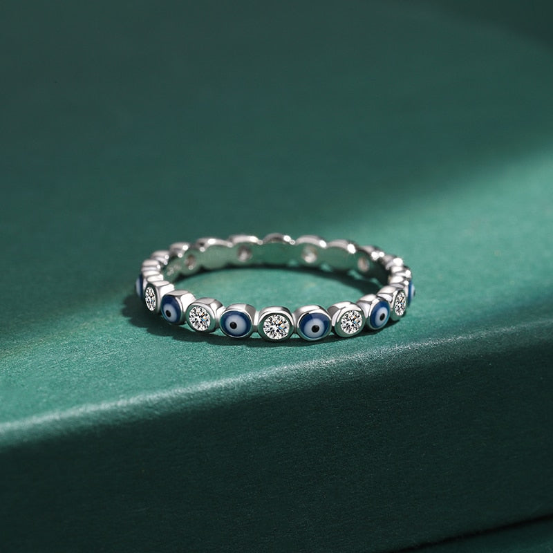 Creative Sapphire Eye Round Full Diamond Crystal Couple Ring