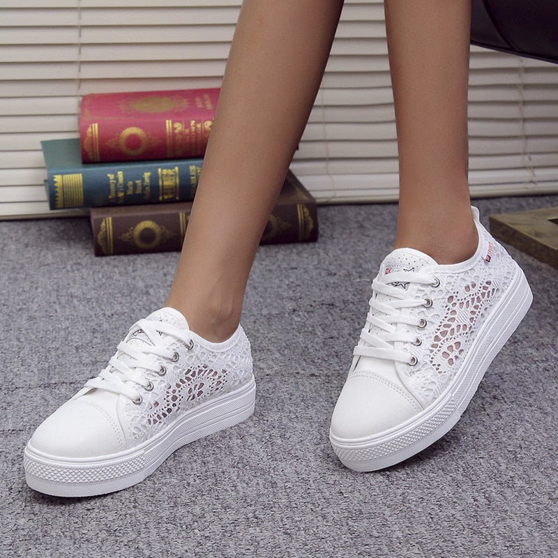 Women Shoes 2022 Fashion Summer Casual White Shoes Cutouts Lace Canvas Hollow Breathable Platform Flat Shoes Woman Sneakers