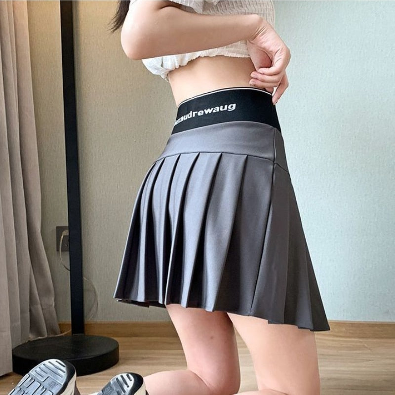 Korean fashion casual mini pleated skirt 2