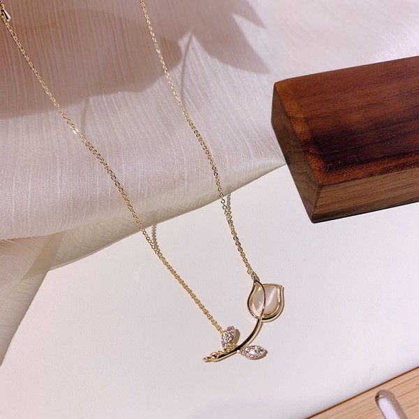 Elegant Flower Daisy Clavicle Necklace