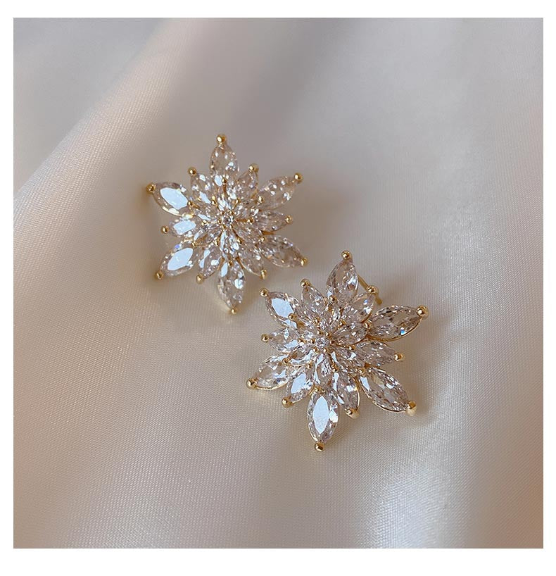 Korea New Design Luxury Zircon Flower Earrings