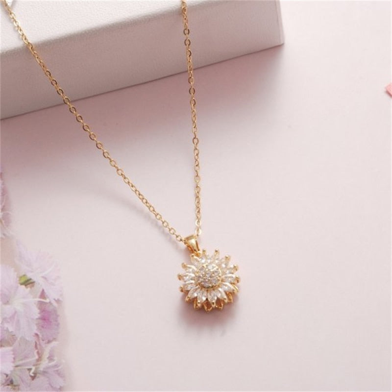 Elegant Flower Daisy Clavicle Necklace