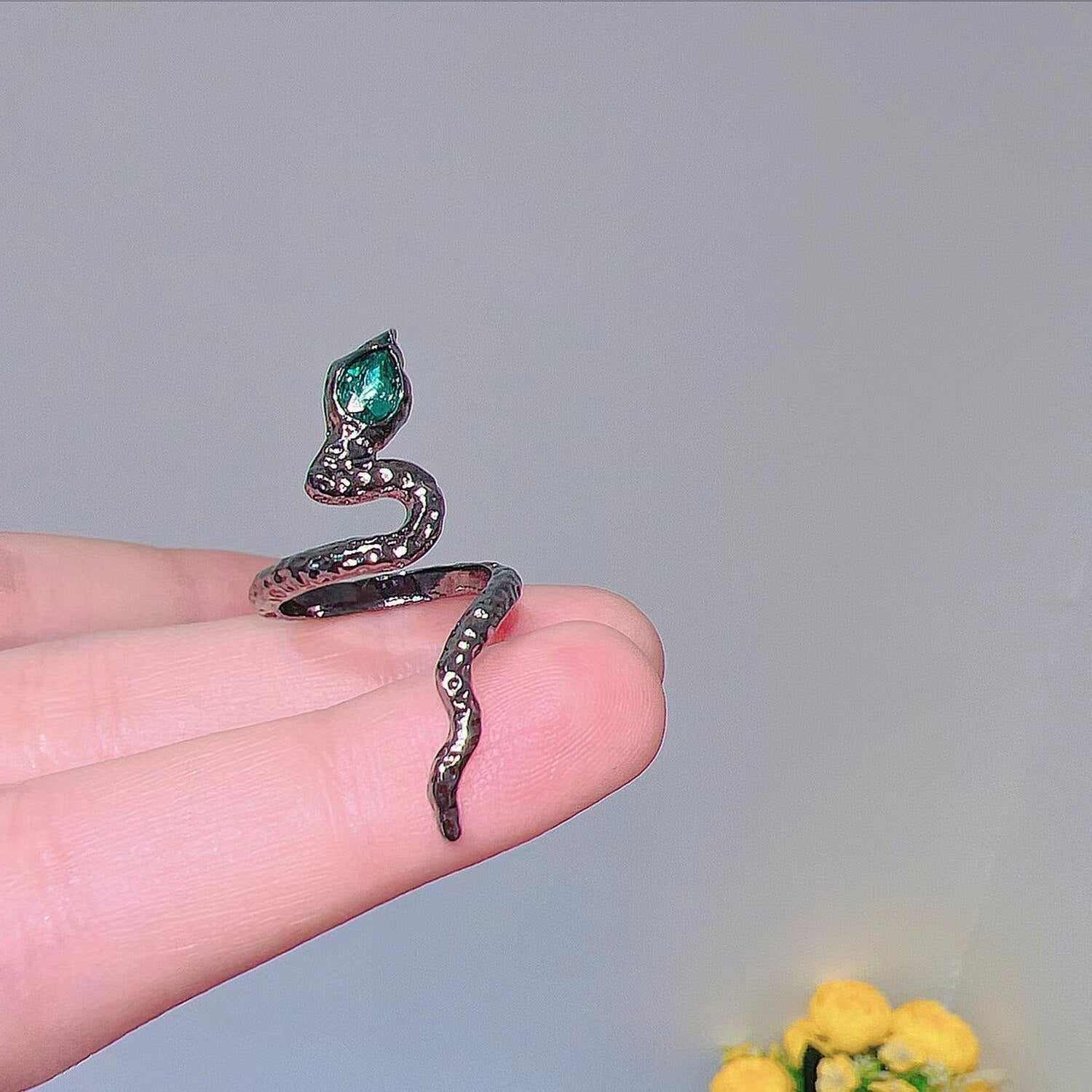 Ancient Silver Color Adjustable Chain Open Finger Ring