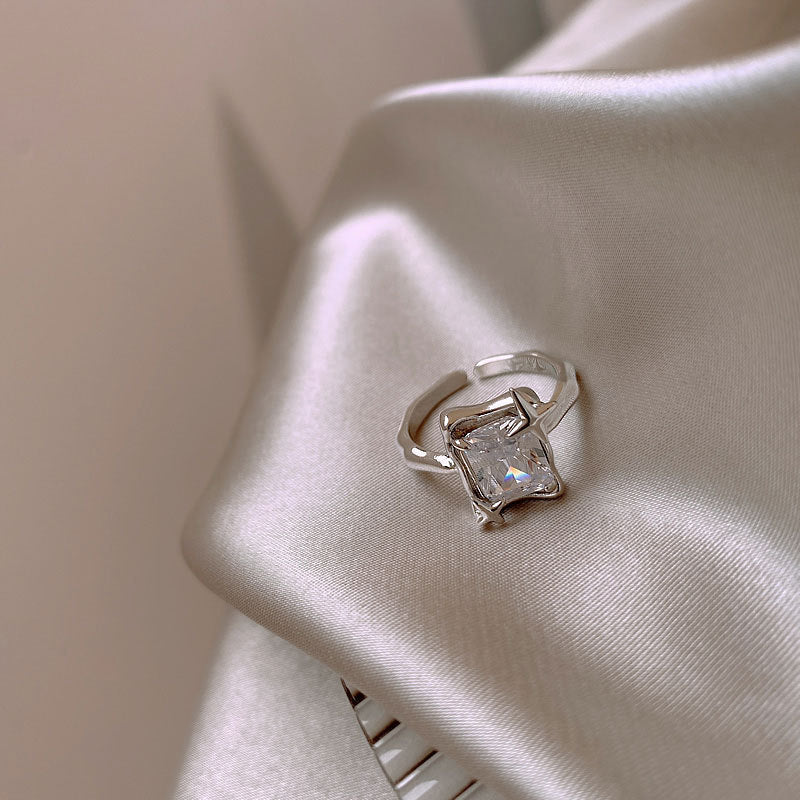 Creative Blue Opal Broken Heart Rings for Women