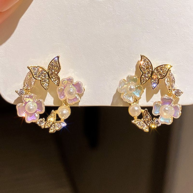 New Korean Hollow Wreath Flower Earring