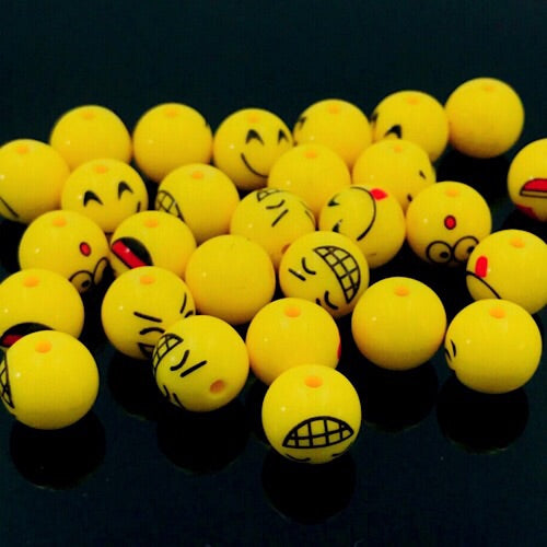 20PCS Of Emoji Fun Beads Smile Face Tumb Up Perfect For Bracelet Homemade Jewelry Making