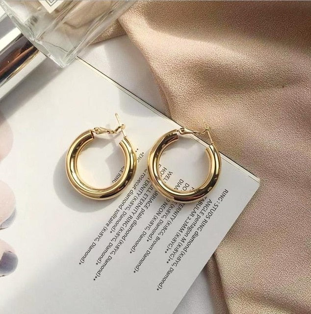 Geometric Round Big Hoop Earrings - Shopeasywear