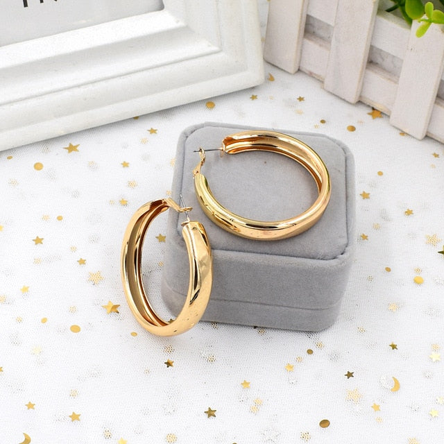 Geometric Round Big Hoop Earrings - Shopeasywear
