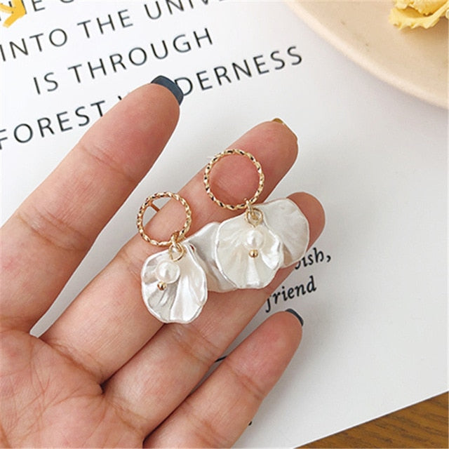 Fashion Trendy earrings flowers stud earrings for women Vintage creative temperament contracted woman stud earrings fine jewelry - Shopeasywear