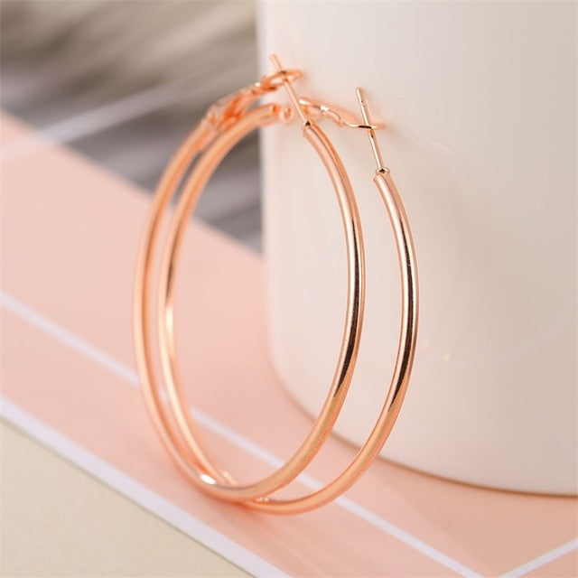 Trend Simulation Pearl Long Earrings - Shopeasywear