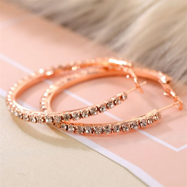 Trend Simulation Pearl Long Earrings - Shopeasywear