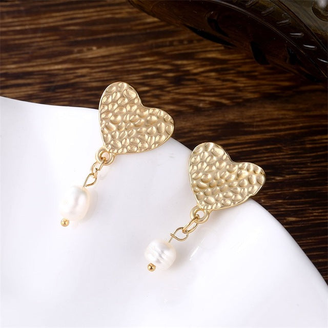 Trend Simulation Pearl Long Earrings - Shopeasywear
