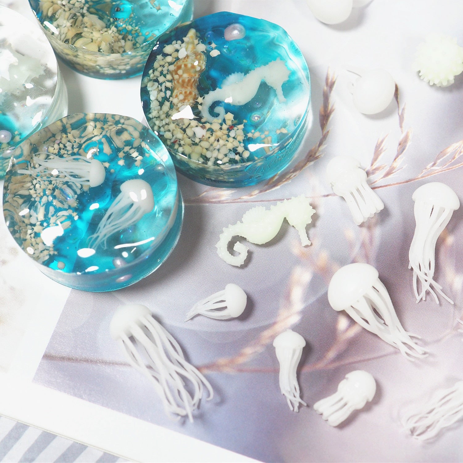 Jellyfish Shaped Jewelry Craft - Shopeasywear